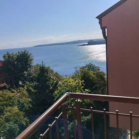 Farlalievi Guest House Sozopol Exteriör bild