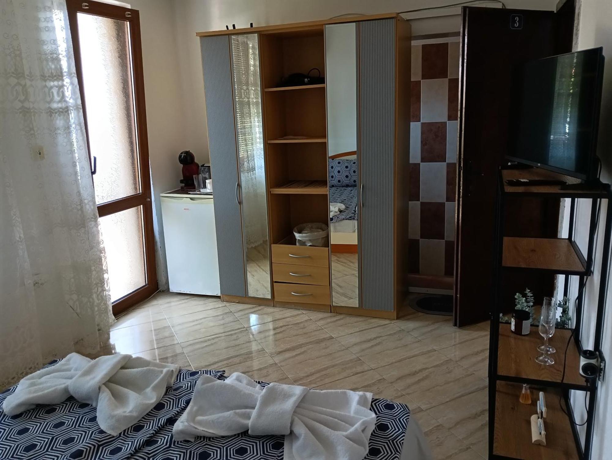 Farlalievi Guest House Sozopol Exteriör bild